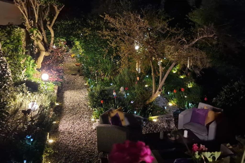 Monica Appartamento Con Giardino Al Ponte Vecchio Florens Exteriör bild